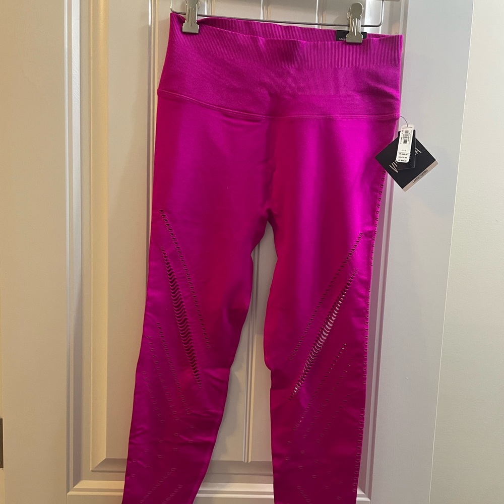 NWT L Victorias Secret Pink Magenta Cropped Leggings